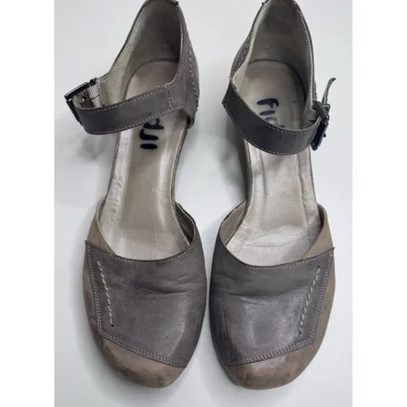 Fidji Two Tone Leather Mary Jane Shoes Size 39 EU 8 US - Picture 3 of 16